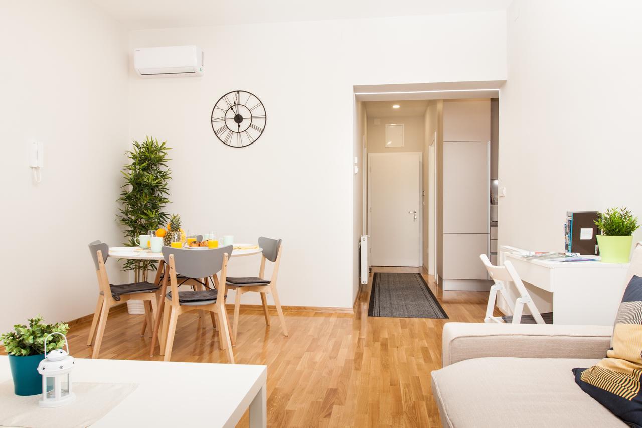 Luxury Main Square Apartments Zagreb Exterior photo